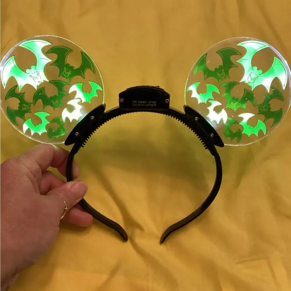 NWOT Disney Parks Happy Halloween Light-Up Bat Headband